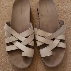 Croft & Barrow White sandal